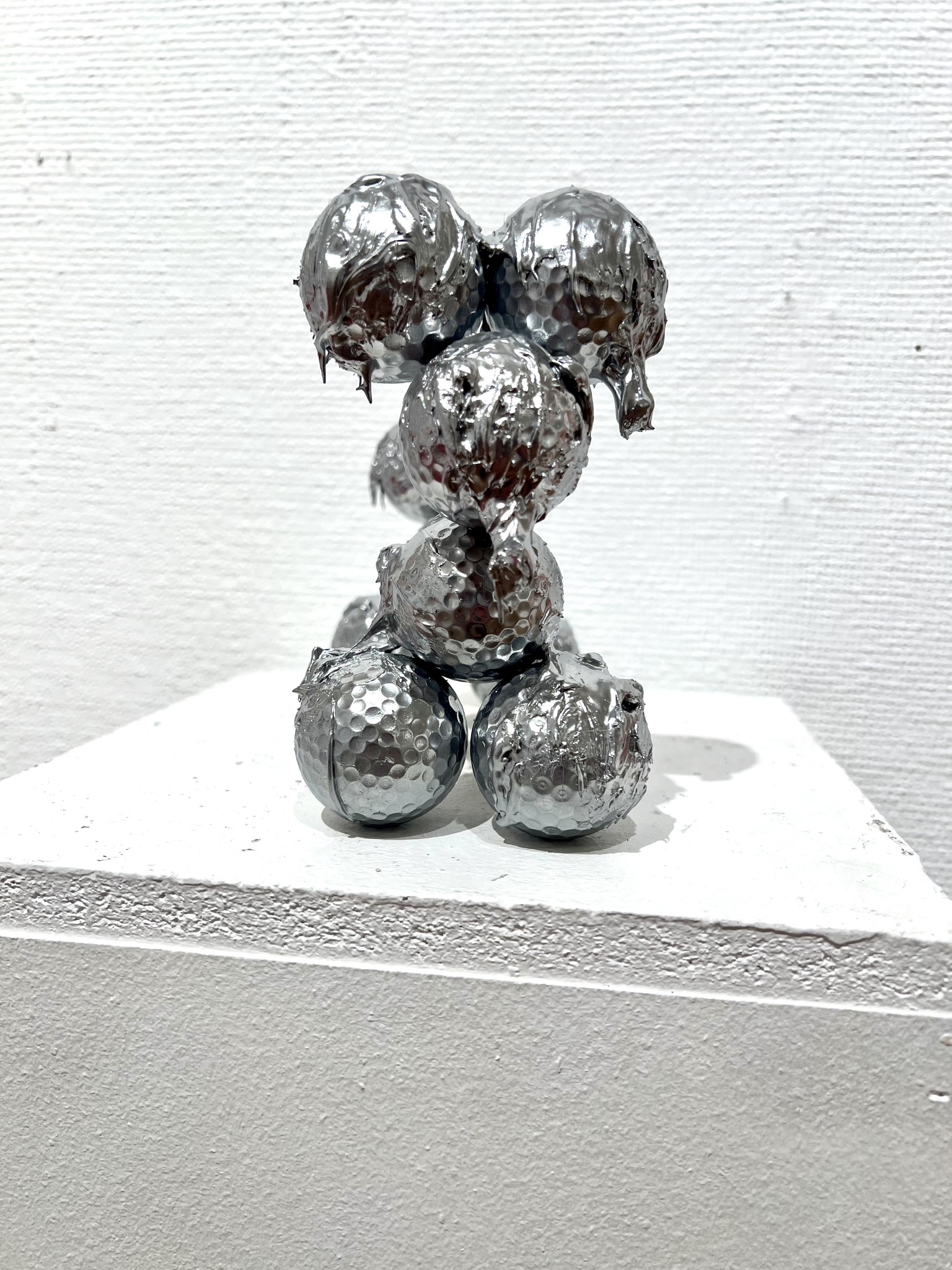 "Spacedog" Unik skulptur av Adam Ström. 15x20 cm