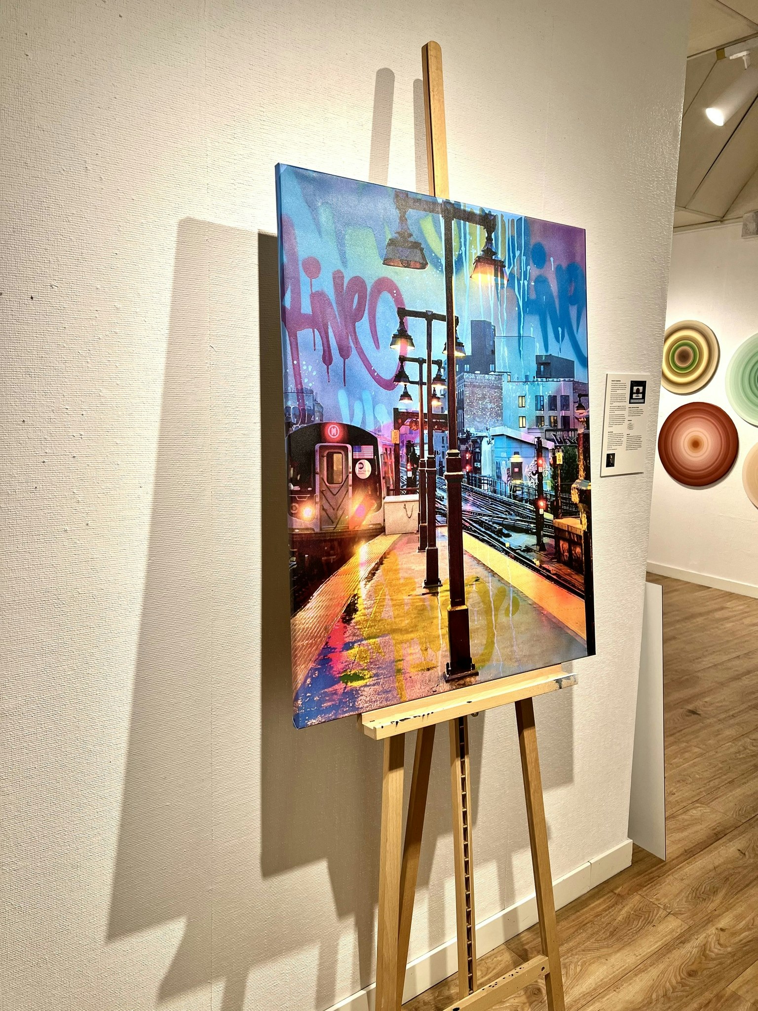 "NYC Subway" blandteknik på duk av Klive. 80x100 cm