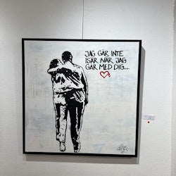 "Jag går inte isär när jag går med dig”  Blandteknik på duk av Hellstrom Street Art  104 x 104 cm