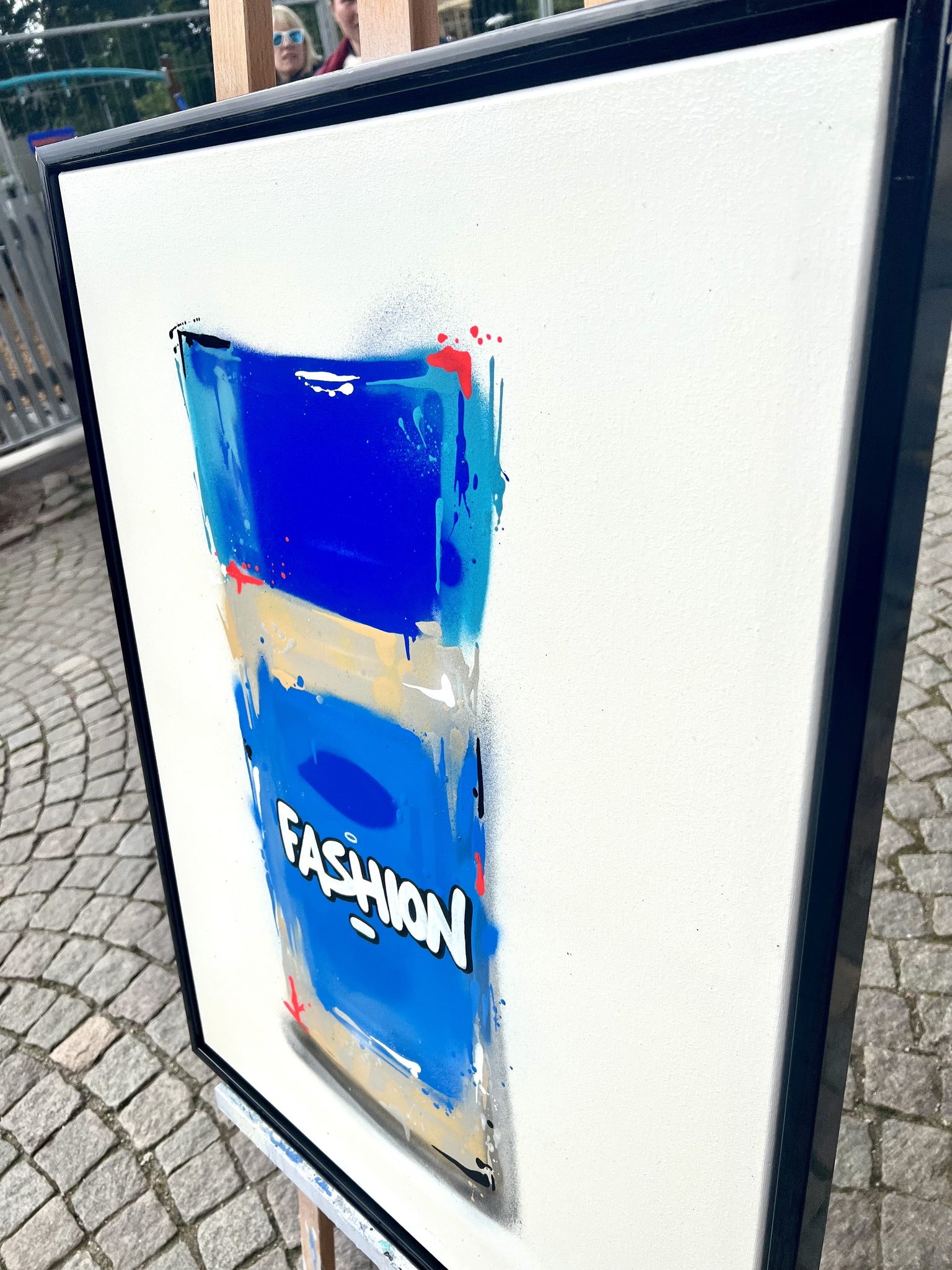 "Spice up your life Fashion" Blandteknik på duk av Mike Blomqvist. 64x83 cm
