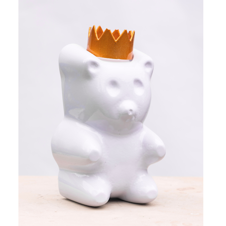 Candy King Lavender, Skulptur, gjuten, handmålad av Adam Ström. 18 x 18 cm. Del av serien Candy King