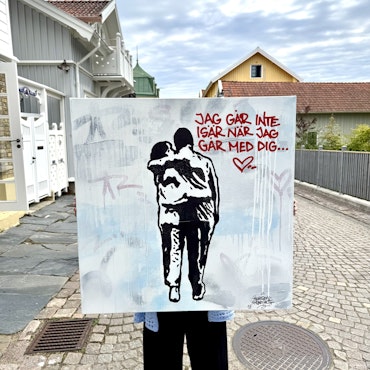 Jag går inte isär när..., Blandteknik på duk av Hellstrom Street Art, 80x80 cm