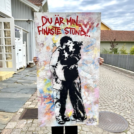 Du är min finaste stund, Blandteknik på trä av Hellstrom Street Art, 66x120 cm