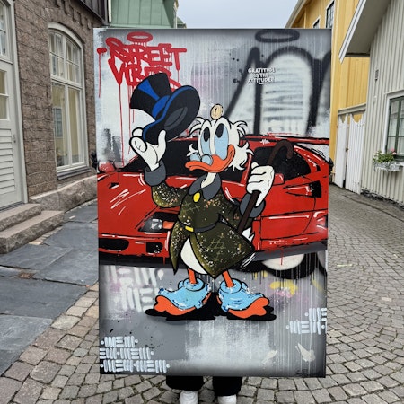 "Gratitude is the Attitude" av Mike Blomqvist, blandteknik med sprayfärg, akryl och metallic-effekter på duk, 100x151 cm.