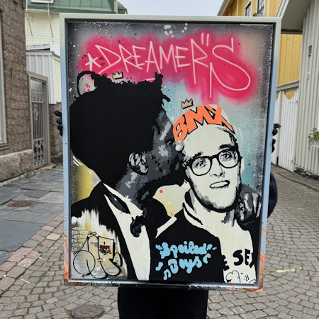 "Dreamers" av Mike Blomqvist, blandteknik med sprayfärg och akryl på duk med målad träram, 64x84 cm.