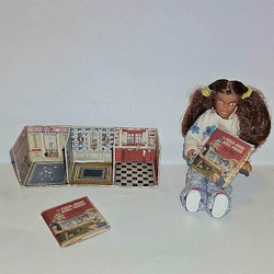 Mini Fold Away Dollhouse