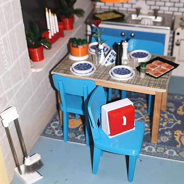 Knäckelåda Knäckis 1:18