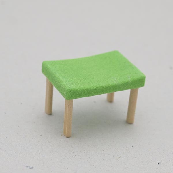 Liten fyrkantig pall Flock 1:18