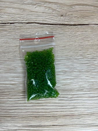 Seed Beads transparent 2,6 mm, Olivgrön (20g)