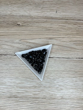 Syntetisk Sten Chip 5-10 mm, Svart (10g)