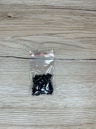Syntetisk Sten Chip 5-10 mm, Svart (10g)