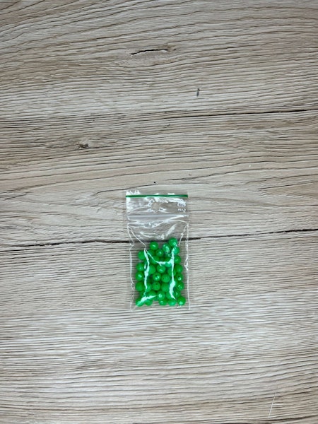 Akrylpärla facetterad opak 6 mm, Grön (50st)