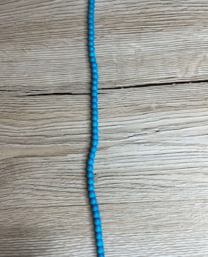 Sträng med turkos Howlite 6mm