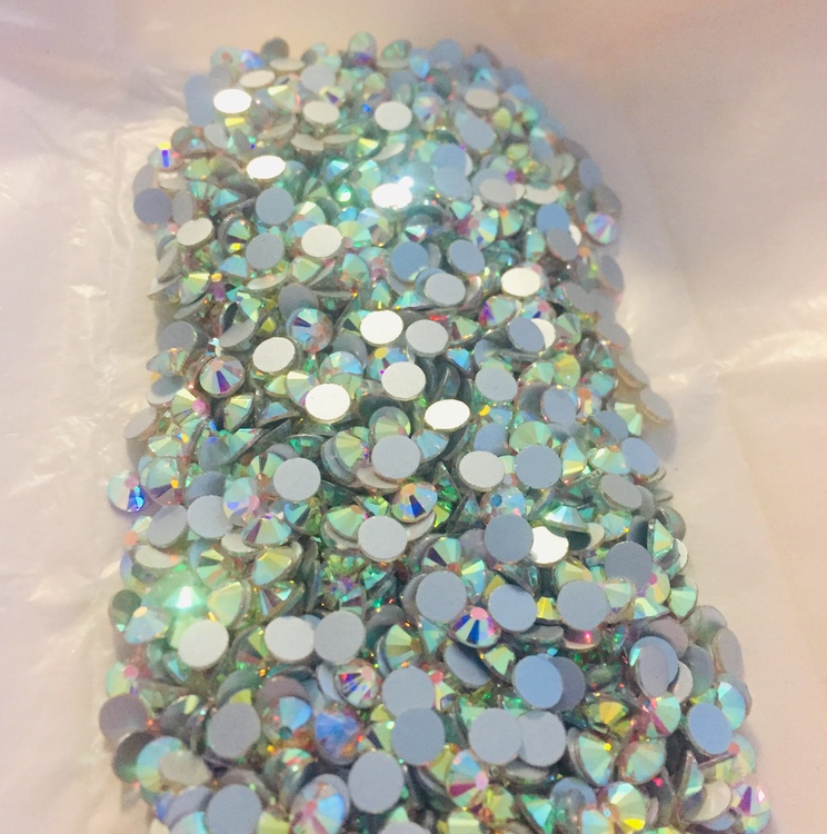 Högkvalitativa glaskristaller, Clear AB, SS16