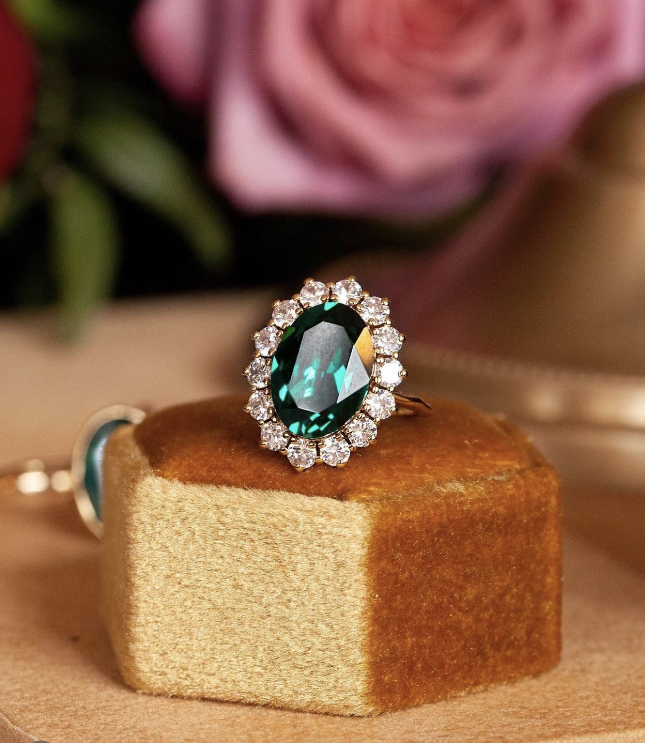 Lady Di Ring Emerald