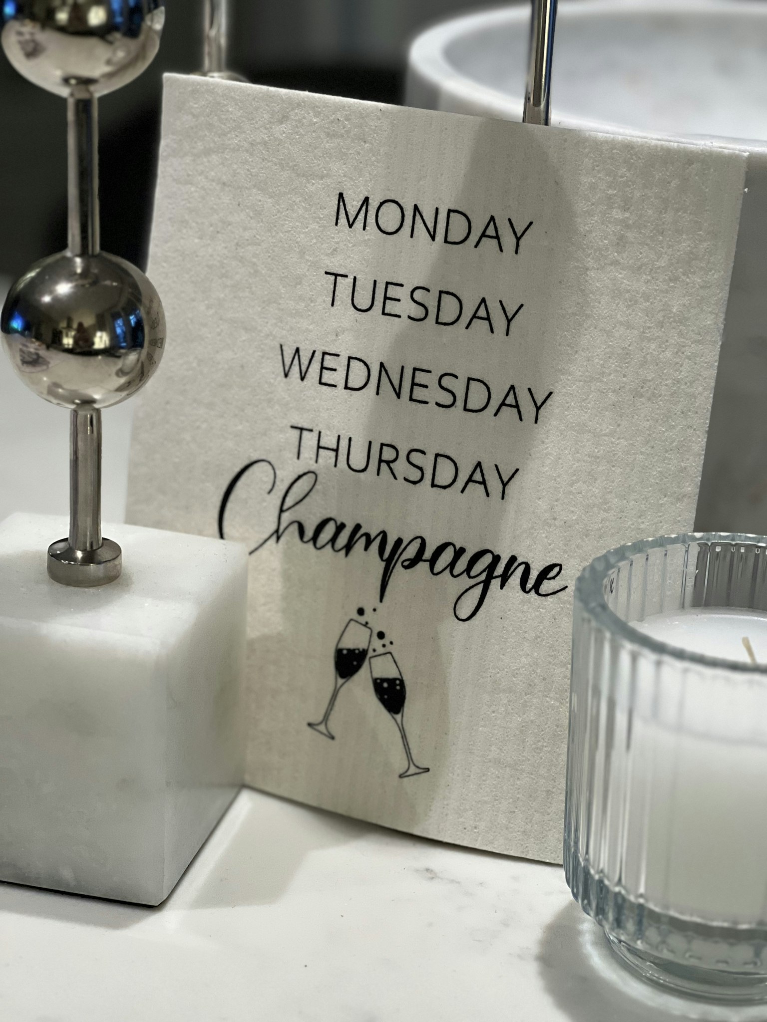 Disktrasa Monday-Champagne