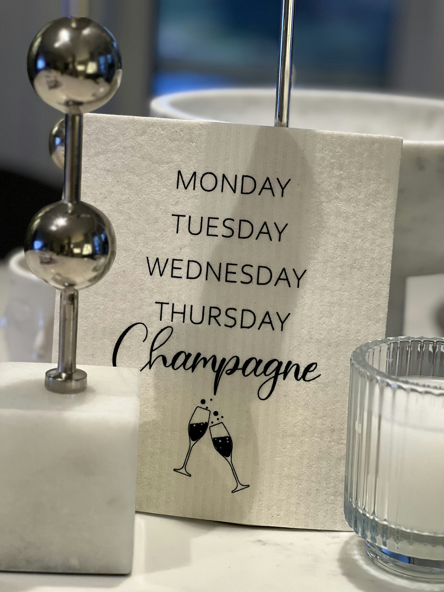 Disktrasa Monday-Champagne