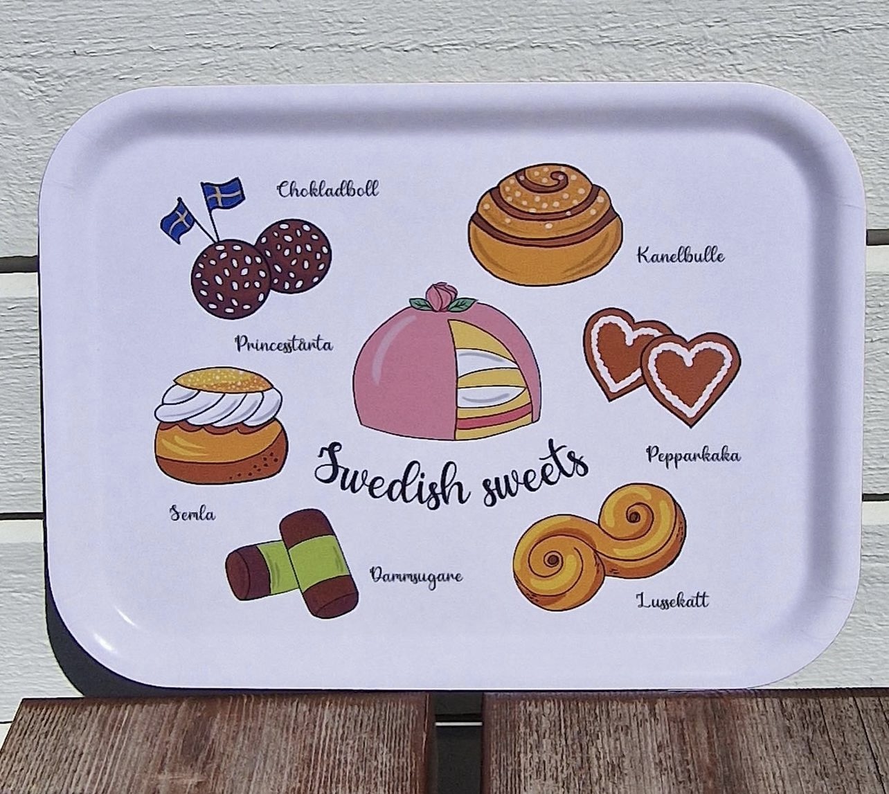 Bricka Swedish Sweets