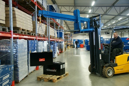 Truckkran ställbar 2300 kg, 1221046010