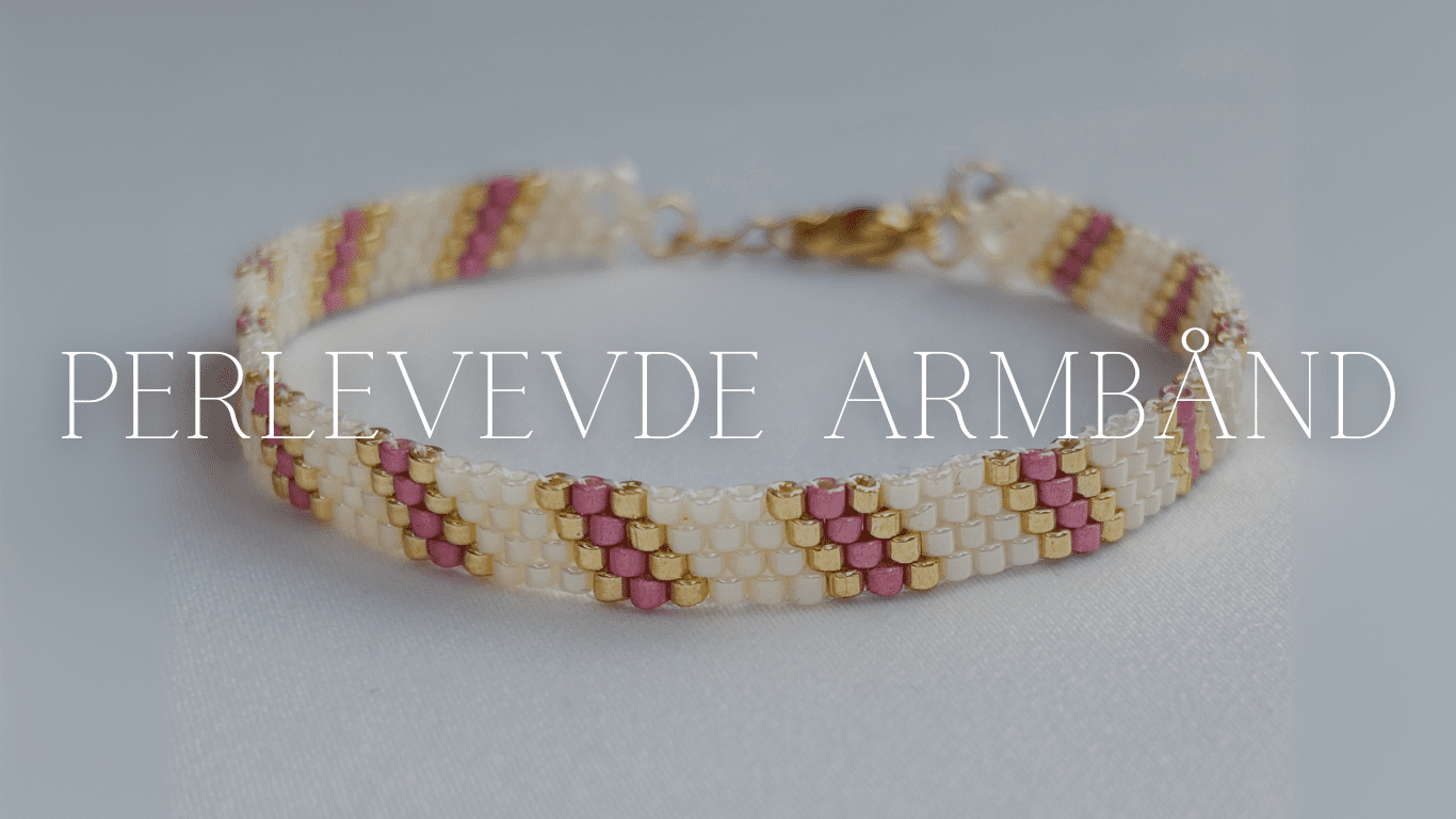 Perlevevde armbånd - byHollén