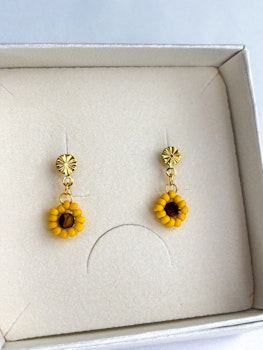 SOLSIKKE studs