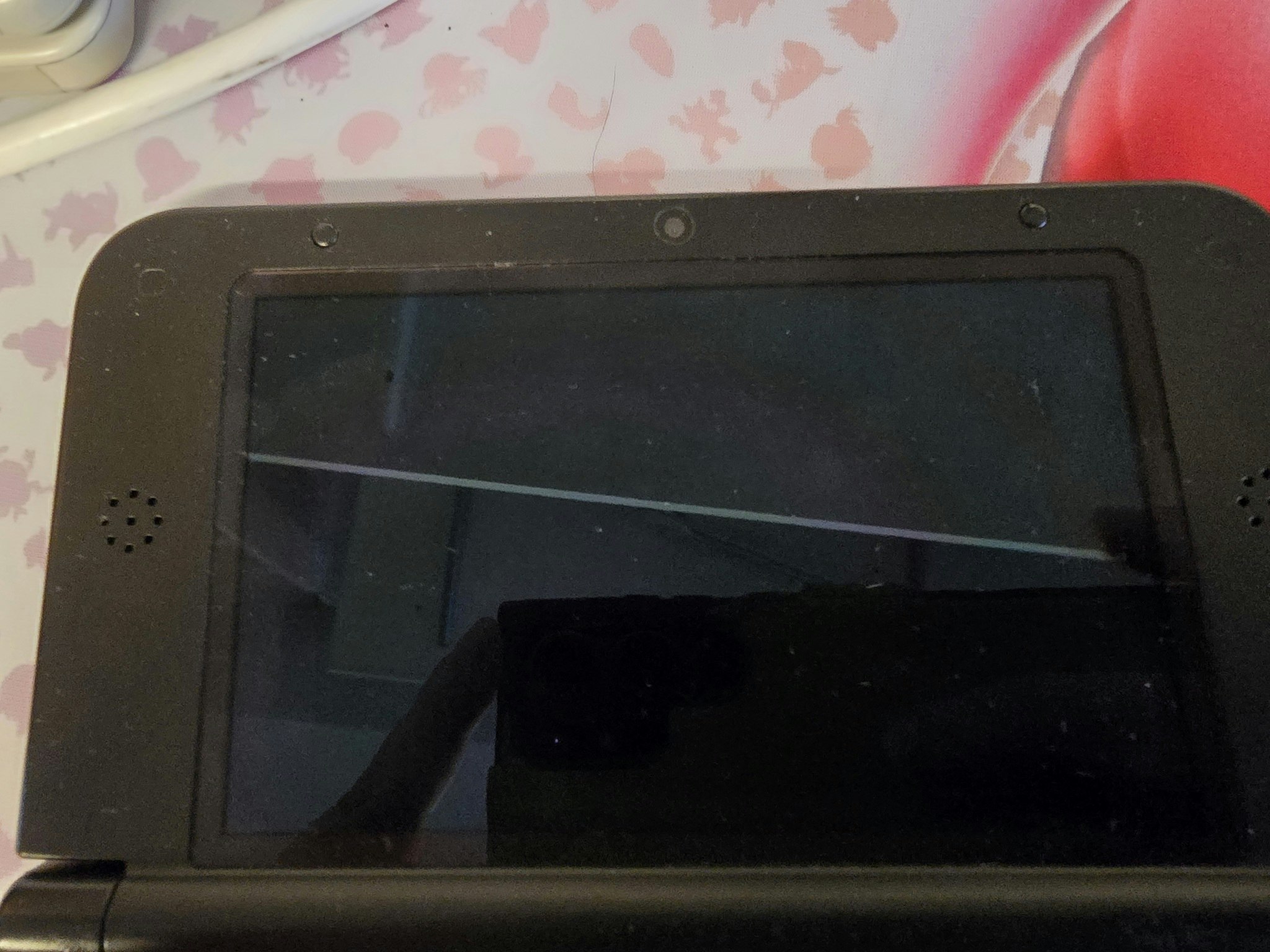 Nintendo 3DS XL Röd ( ink. Laddare, 3:e parts stylus penna )