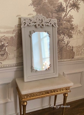 Gustavianskgrå spegel