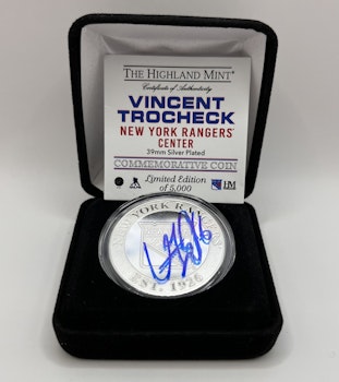 Signerat silver pläterat mynt av Vincent Trocheck New York Rangers
