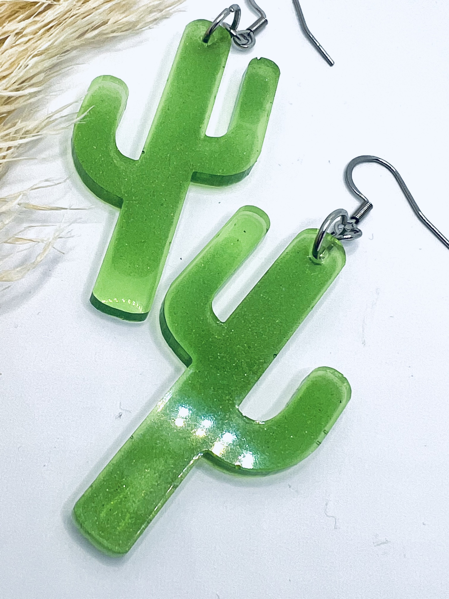 Light  green cactus - krokar