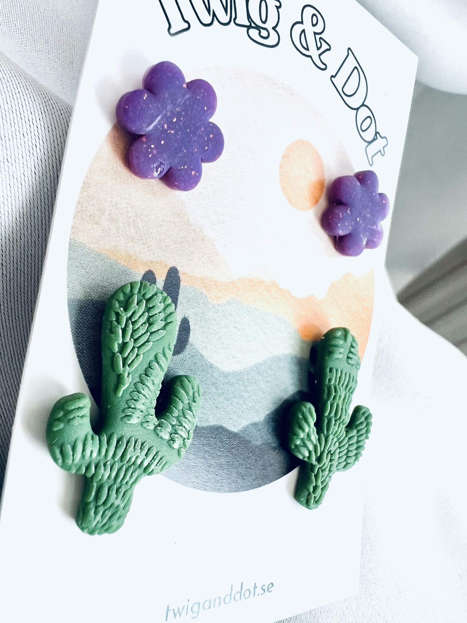 Green Canyon Cactus + Purple flower