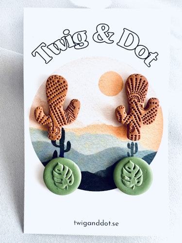 Terracotta boho Cactus + Monstera button