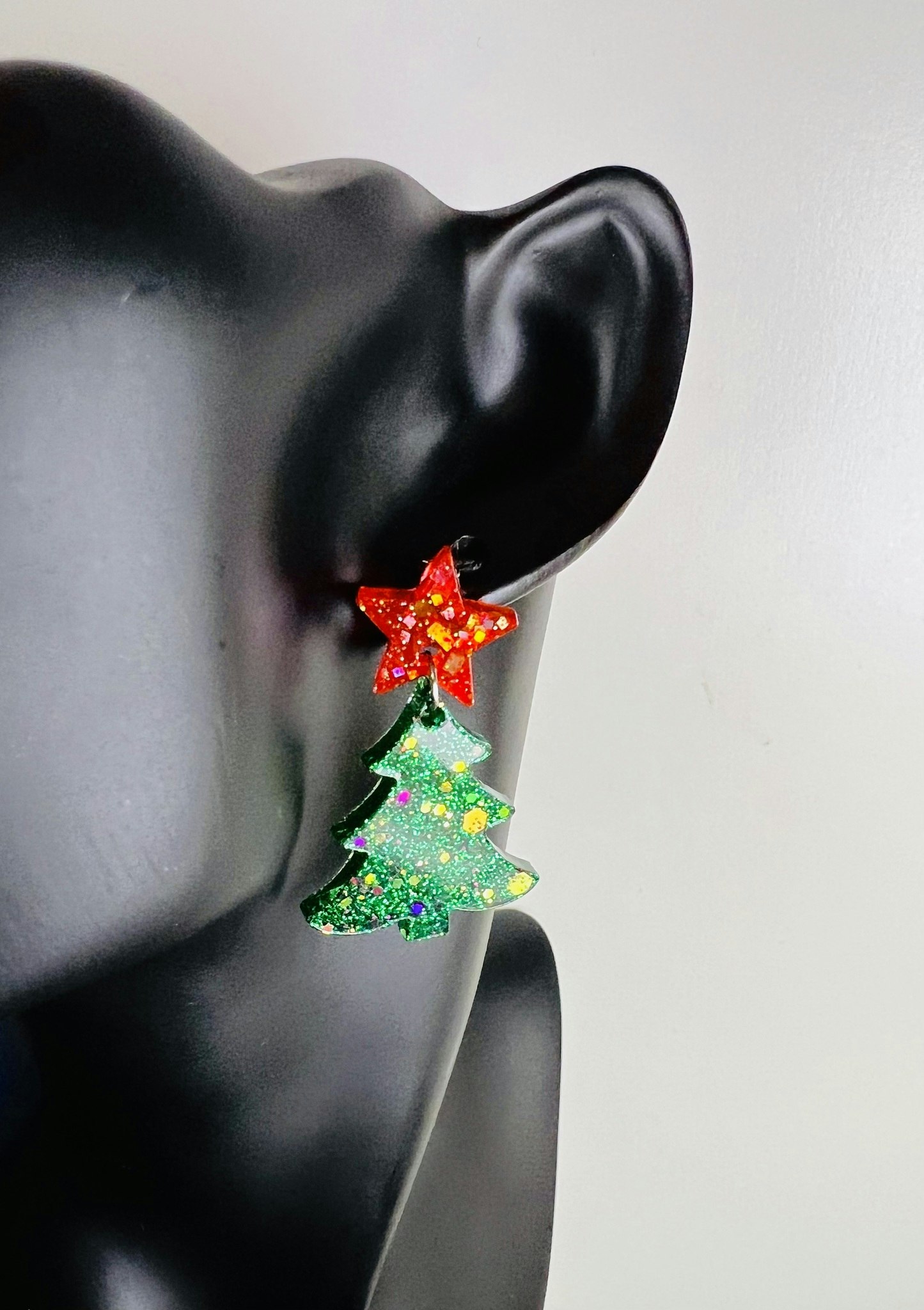 Christmas Tree - Red Star