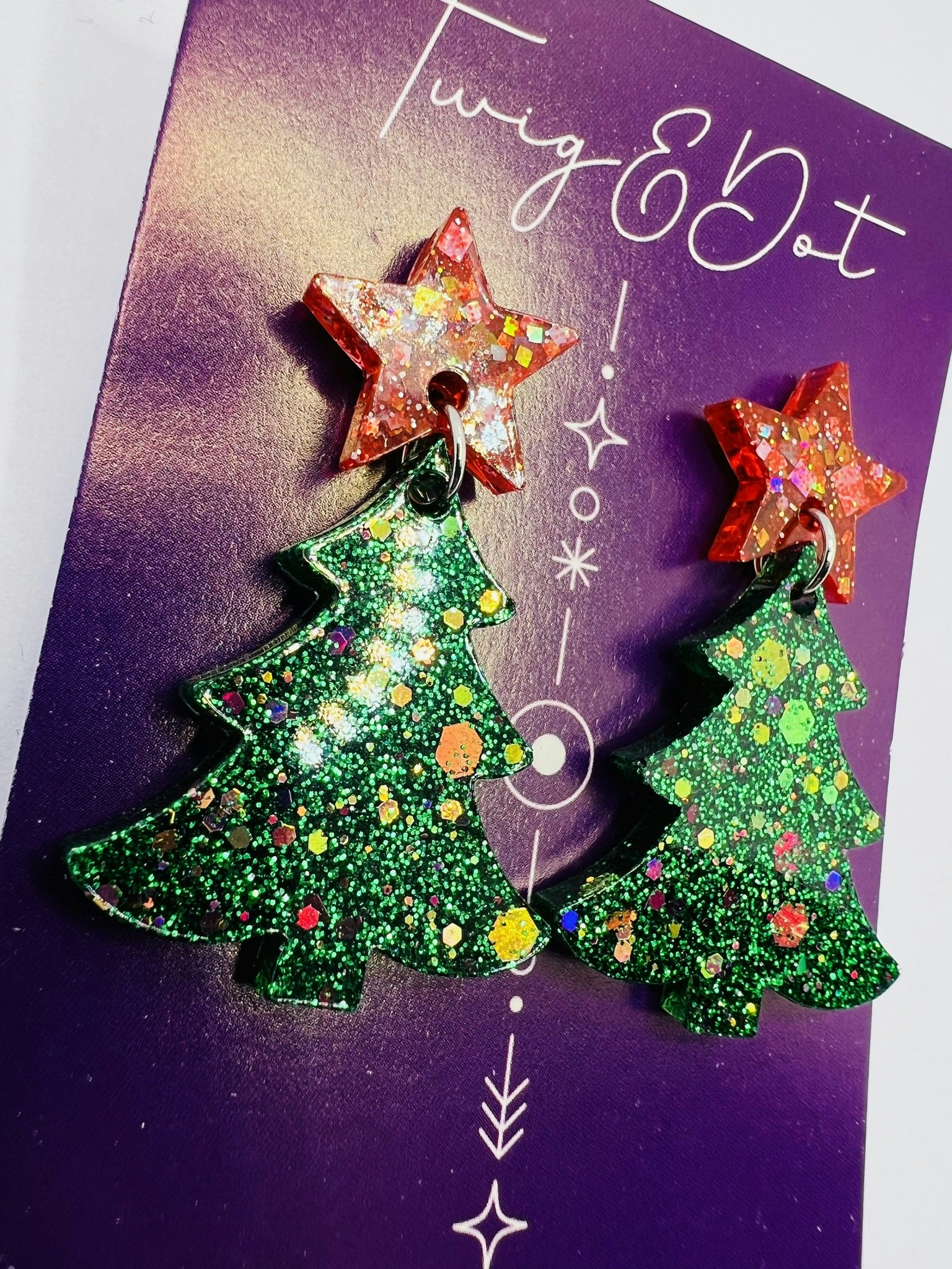 Christmas Tree - Red Star