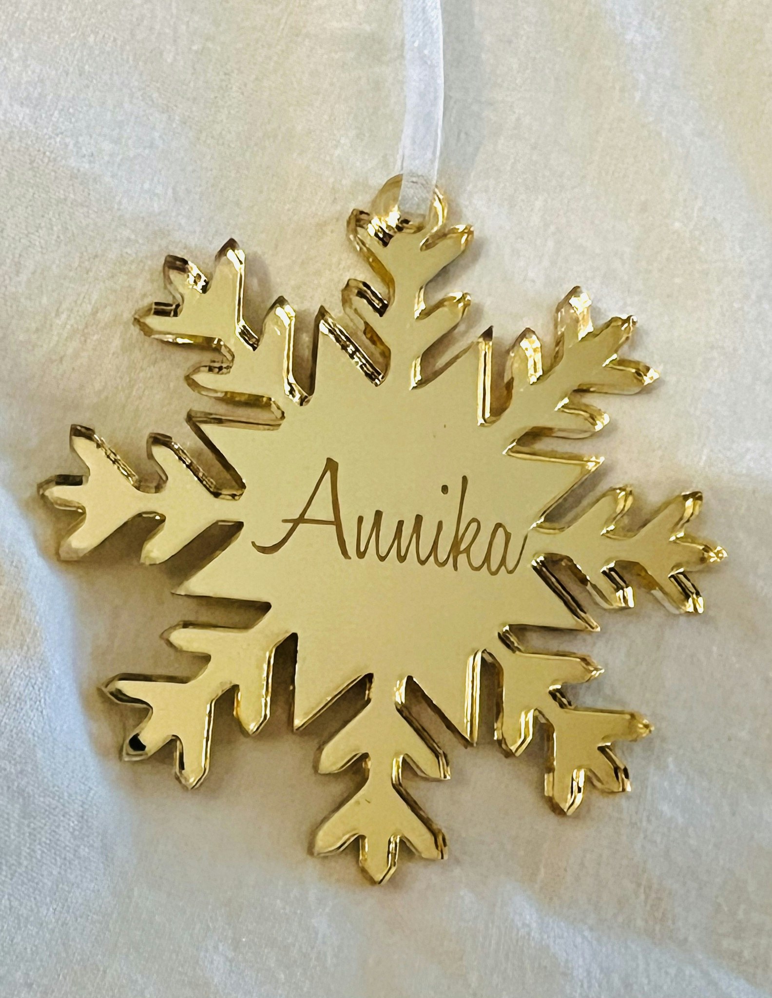 Snöflinga med namn - Guldakryl