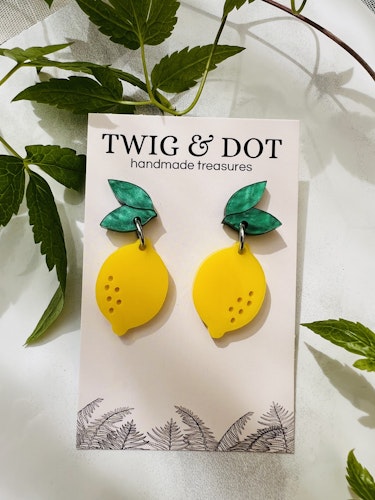 Lush Lemons