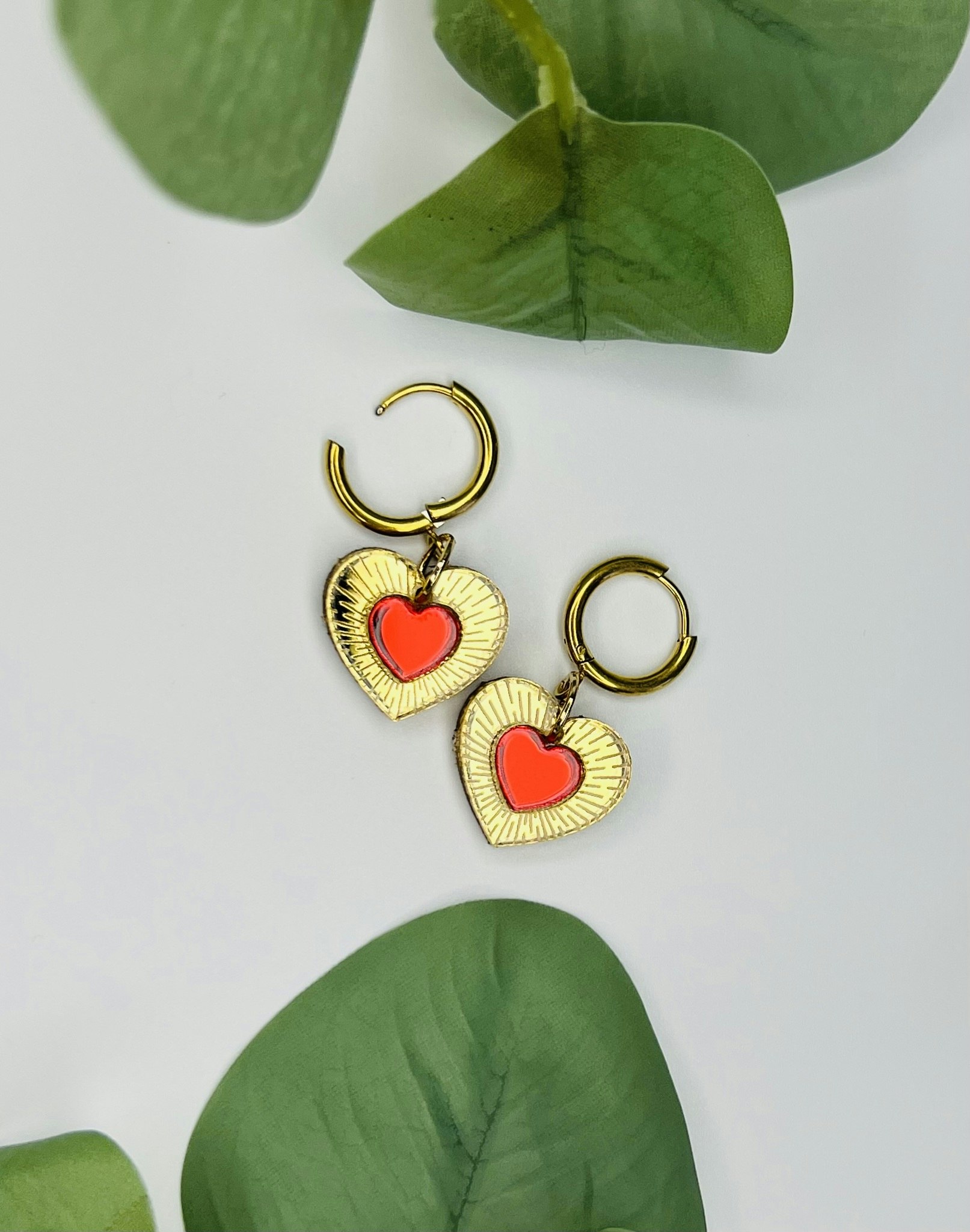 Beaming Heart - Red