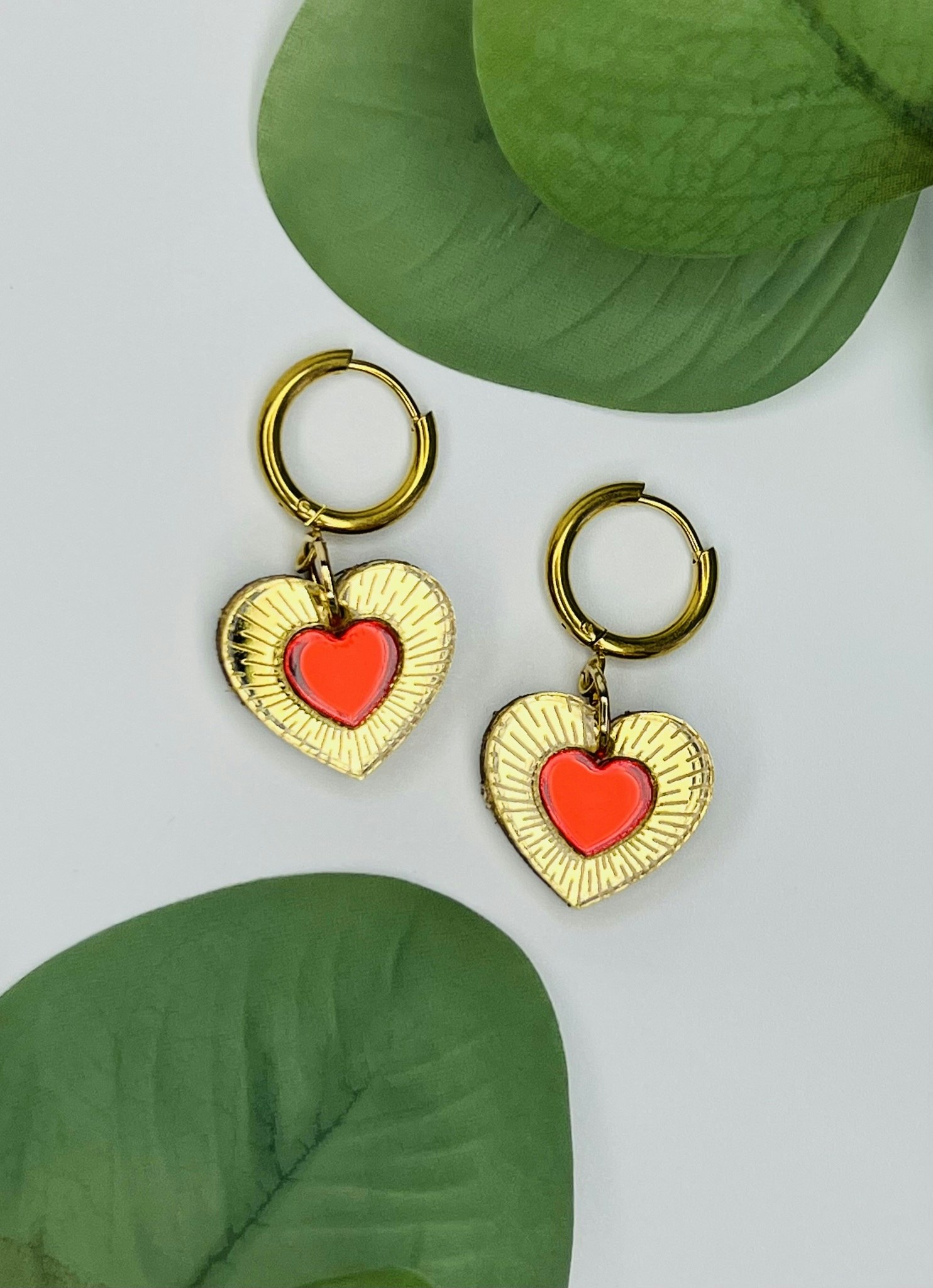 Beaming Heart - Red