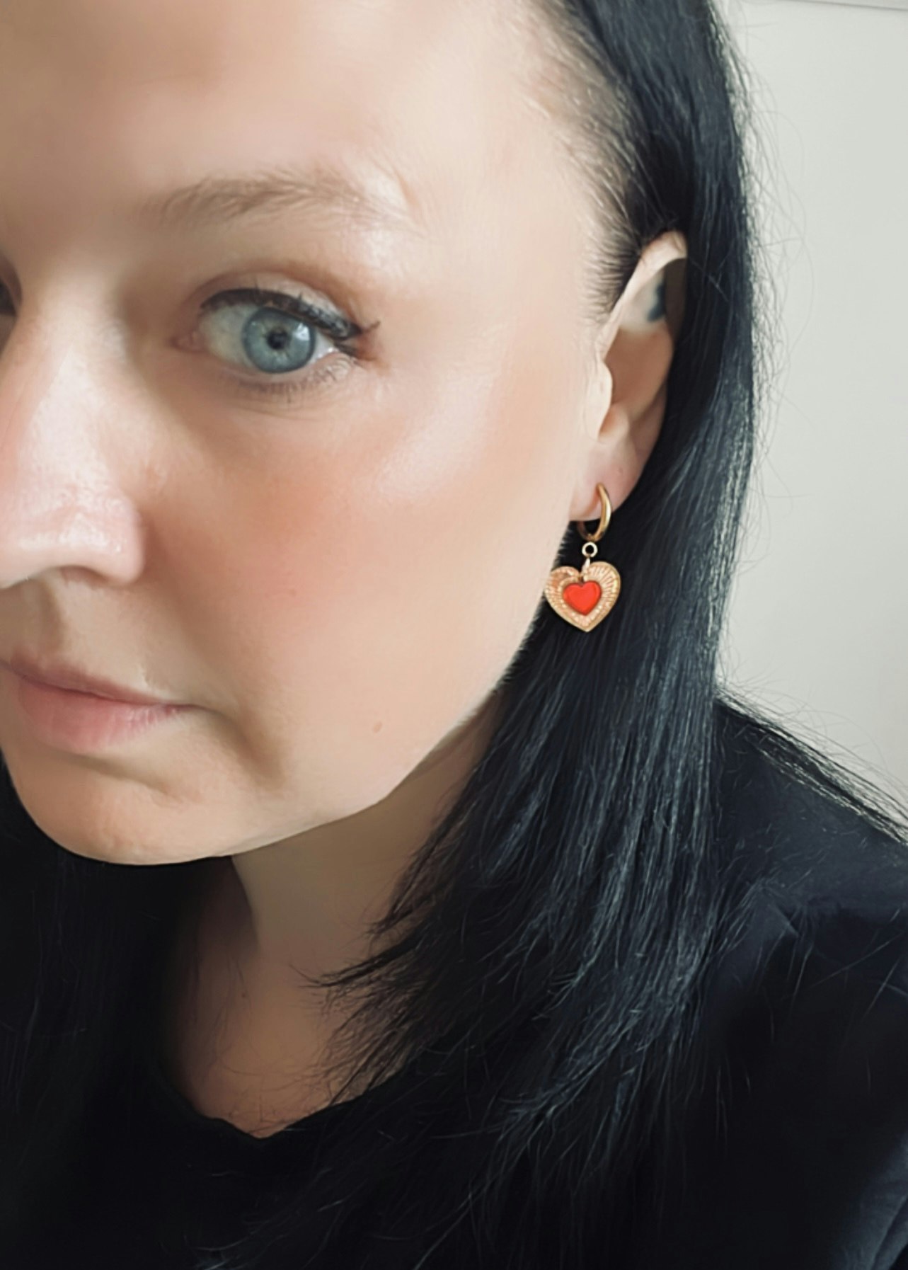 Beaming Heart - Red