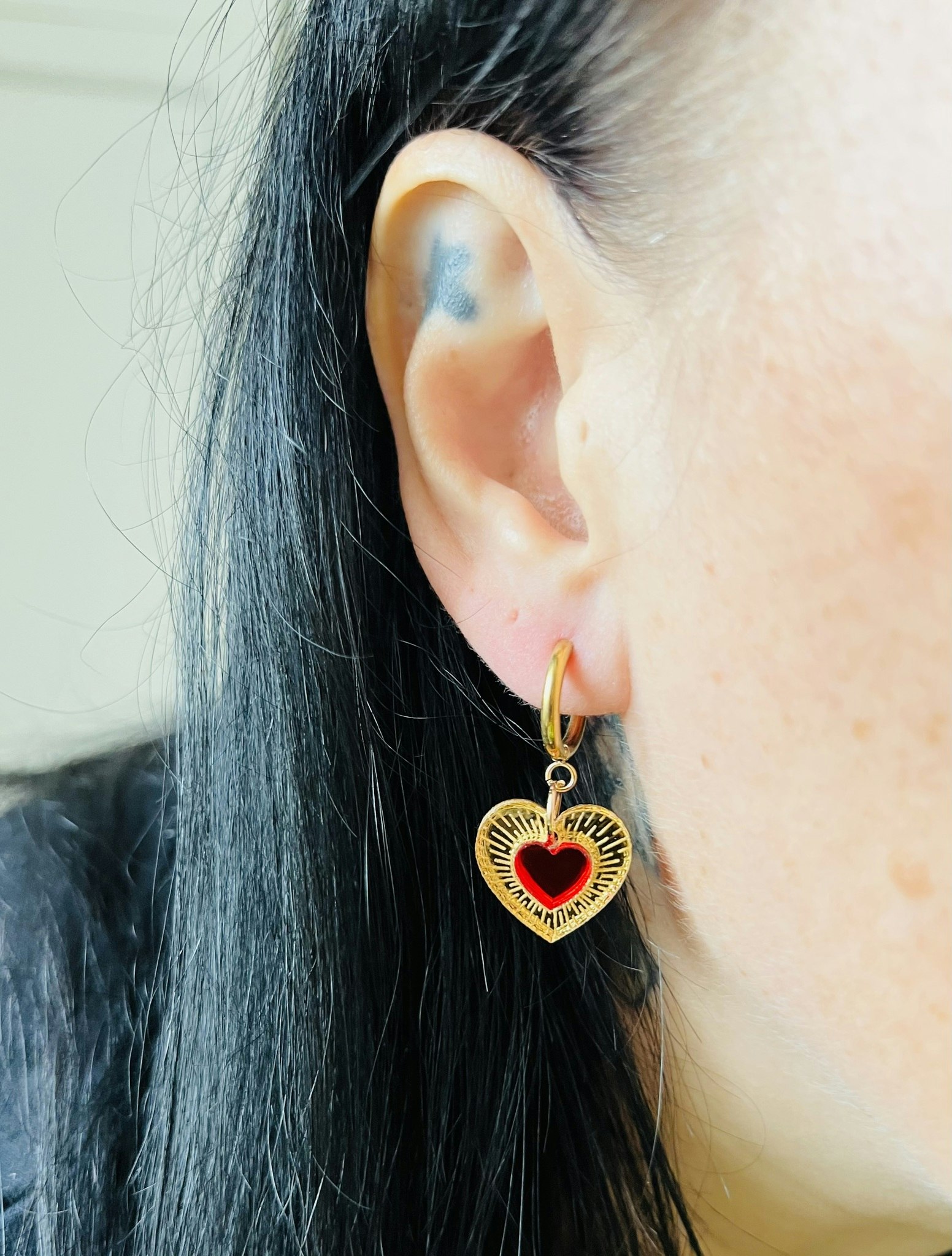 Beaming Heart - Red