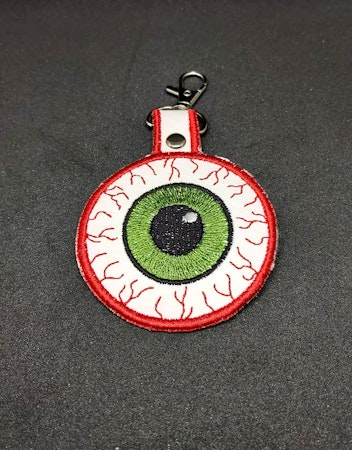 Broderad nyckelring - Eyeball