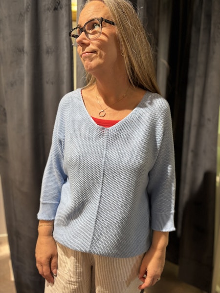 Emmy sticka tröja
