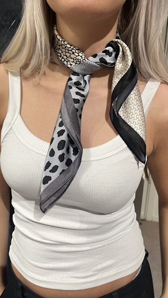 Viva scarf