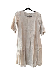 Ella Klänning Beige