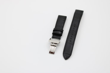 Seiko– 20mm curved Skinnreim med Alligatormønster, Svart (4KK6JZ)