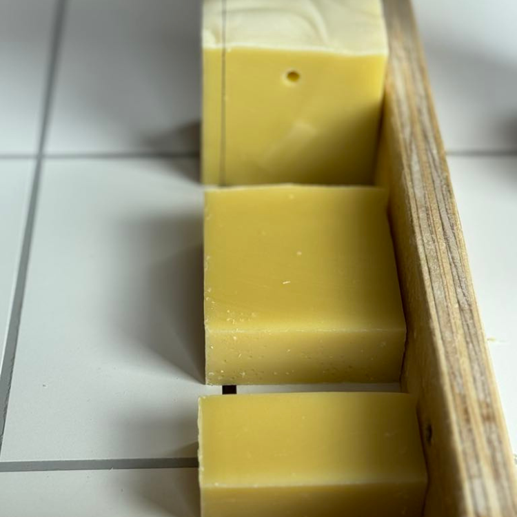 Shea & Avokado ingen tillsatt doft (10% extra tvål)