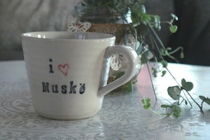 Keramikmugg I Love Muskö - Pusspuss Company