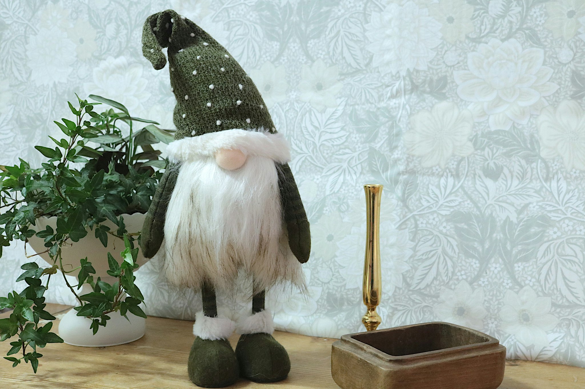 Tomte Ivar Grön - Wikholm Form