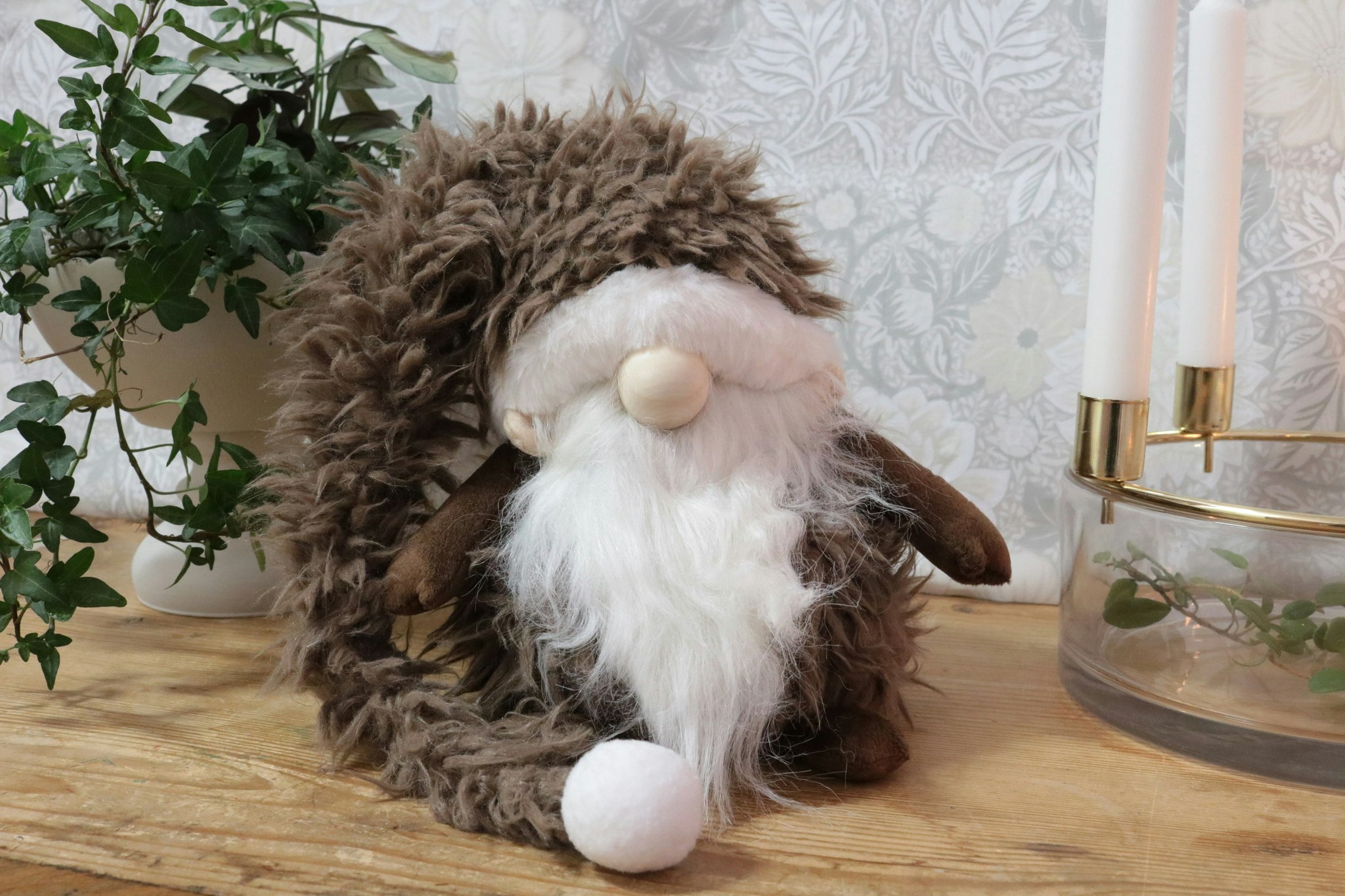 Tomte Tore Brun - Wikholm Form