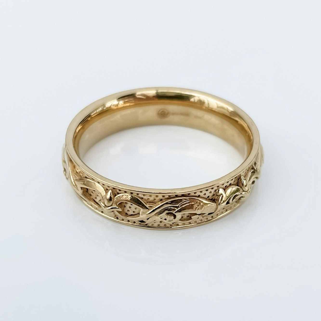 Soldiser Exclusive Gold Viking Wedding Band Ring for Women