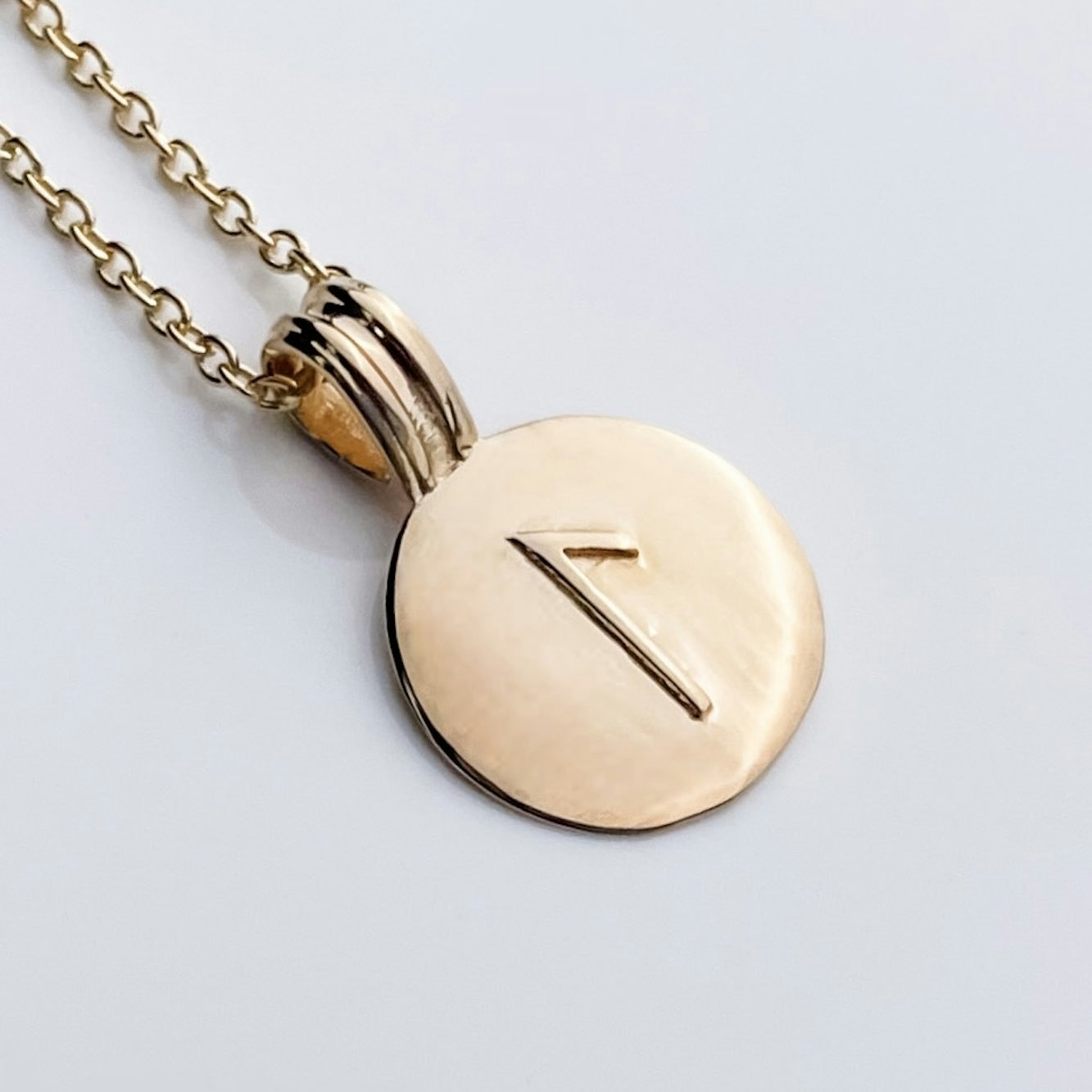 Soldiser Rune Pendant Lögr Gold Necklace Zoomed in